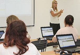 Escola de Formação e Aperfeiçoamento dos Professores