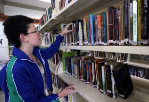 A prática da leitura oferece diversos benefícios às pessoas