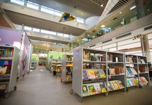 Biblioteca do Parque Villa-Lobos recebe escritores e exposição