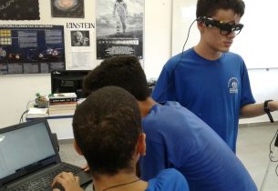 Em Taubaté, alunos criam óculos especiais para deficientes visuais