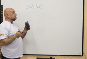 Professor cria canal no Youtube para ensinar Matemática