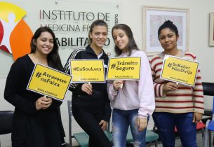 Alunos da rede estadual visitam Rede Lucy Montoro no Maio Amarelo