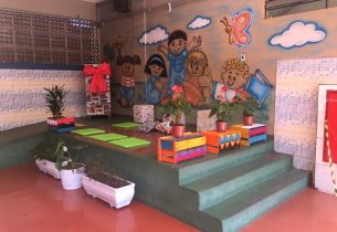 Escola de Ribeirão Preto constrói espaço que usa geladeira para abrigar livros