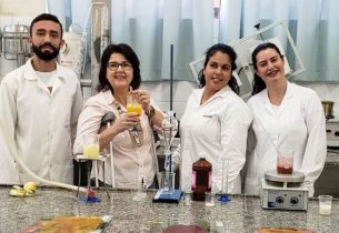 Estudantes de Química da rede criam canudos biodegradável e comestível
