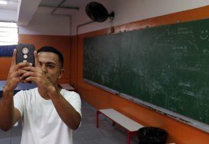 Projeto transforma estudantes da rede em fotógrafos
