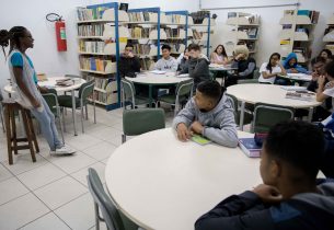 Exame Nacional do Ensino Médio é adiado e enquete com os inscritos deve decidir nova data