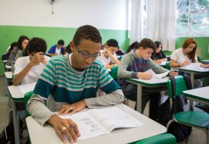 Alunos da rede estadual já podem solicitar isenção de taxa para o Vestibular da Fuvest
