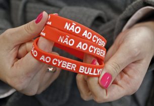Cyberbullying é tema de campanha de conscientização feita por alunos de São José dos Campos