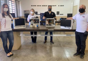 Etec de Pirassununga transforma máquinas caça-níqueis em computadores para doação