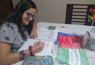 Escolas se unem para incentivar alunos com os estudos a distância