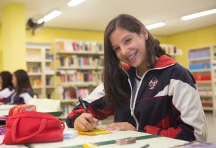 Educação SP inicia envio de 1,5 milhão de SMS para alunos e responsáveis da rede estadual para combater evasão escolar