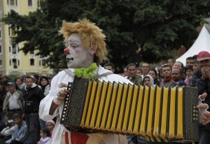 Profissionais da cultura têm até dia 15 para se cadastrar na renda básica emergencial