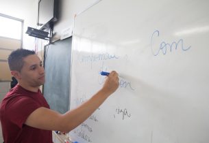 Projeto convida docentes a propor temas globais para debates