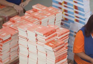 Em ação inédita, Educação SP distribui mais de 628 mil livros para alunos dos cursos de Educação de Jovens e Adultos