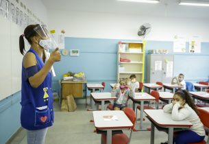 Acolhimento e protocolos sanitários marcam a primeira semana de aulas em São Paulo