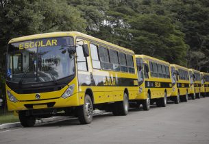 Governo de SP investe R$ 211,6 milhões em ônibus escolares