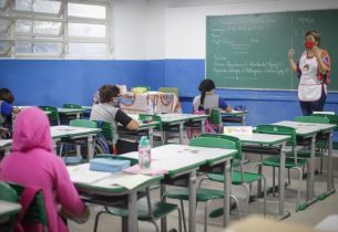 Escolas fazem busca ativa de alunos para combater a evasão escolar