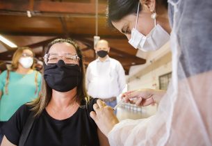 Governo de SP anuncia vacinação da Covid-19 para profissionais da Educação Básica de 18 a 46 anos