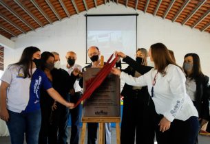 Secretário Estadual da Educação inaugura escola em Caiuá