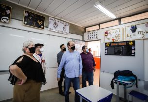 Secretário Estadual da Educação inaugura escola em Ipeúna