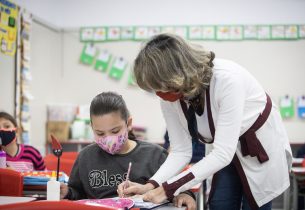 Dia do Professor: Docentes da rede estadual relatam experiências vividas durante a pandemia
