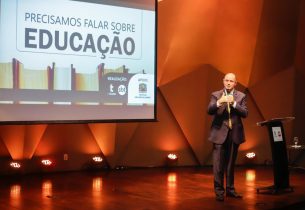 Secretário Estadual da Educação participa do Painel Precisamos Falar Sobre Educação