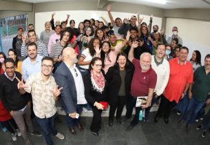 Secretária Estadual da Educação visita escola em Taboão da Serra e inaugura quadra esportiva em Embu das Artes