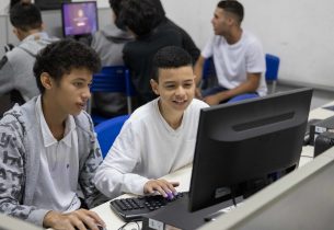 Pesquisa aponta que Programa de Ensino Integral reduz evasão escolar