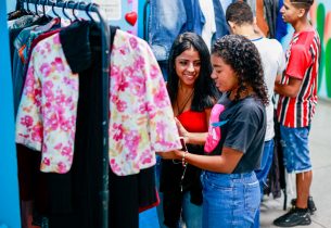 Campanhas de arrecadação e doação de roupas mobilizam escolas estaduais da zona leste