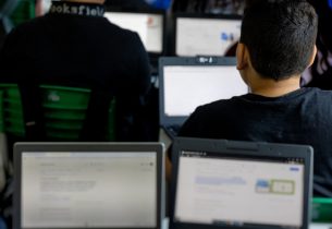 Secretaria da Educação conclui primeira etapa de reforço da revisão de material didático digital