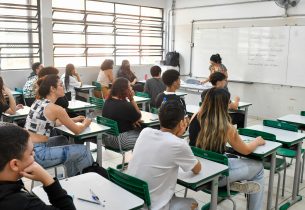 Educação de SP adia prazo para que estudantes do Provão Paulista escolham curso superior