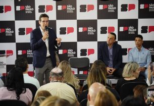 Nova Carreira de professor garante aumento de salário e evolução profissional