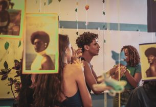 Aluno cria exposição interativa inspirada no álbum ‘Caju’ em homenagem a Liniker