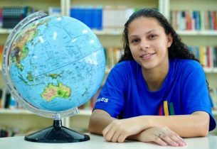 ‘A minha viagem é uma conquista de todos do quilombo de onde eu venho’, diz primeira aluna quilombola do Prontos pro Mundo