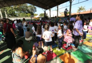 Escolas de SP criam ‘Dia de Quem Cuida de Mim’ e exaltam mães e pessoas responsáveis pela criação dos alunos da rede pública