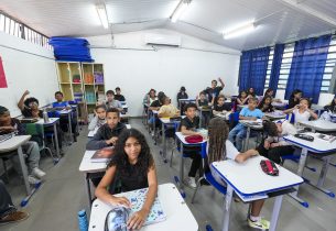 Governo de SP endurece regras para conter faltas injustificadas de professores