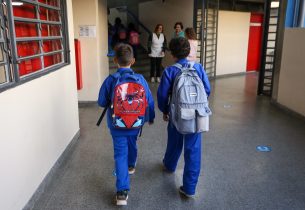 Fim das férias: mais de 3 milhões de estudantes da rede estadual de SP retornam às aulas nesta quarta-feira (23)