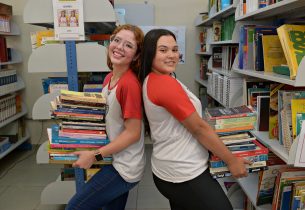 Monitoras agora, professoras depois: alunas contam sobre experiência de ajudar colegas e sonham com a sala de aula no futuro