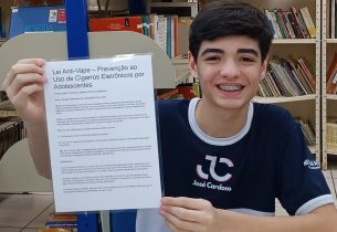 Estudante da rede estadual de SP viaja a Brasília para apresentar projeto de lei contra a comercialização de vapes
