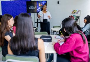 ABC: Professora de São Bernardo do Campo cria aula para empoderar alunas contra violência financeira