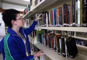 Sala de leitura de escola estadual em Santo André inspira alunos e comunidade