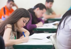 Site ajuda estudantes a encontrar bolsas de estudo