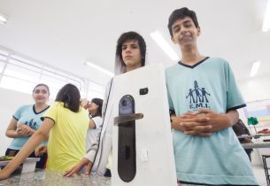 Professores podem se inscrever para dar aula no Programa de Ensino Integral