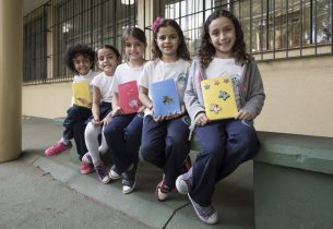 Alunos fazem assembleia