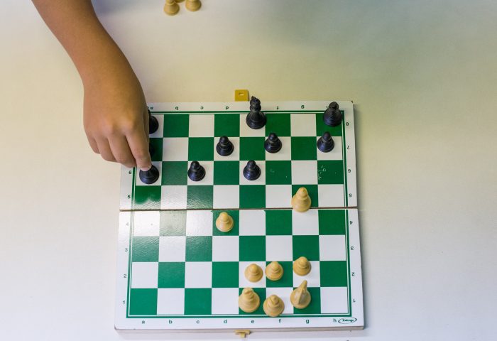 Professora Rita Freitas estimula Jogo de xadrez em ambiente escolar