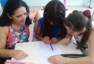 Professores da rede recebem o prêmio de Educadores do Brasil