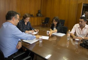 Educação recebendo presidente da APEOESP