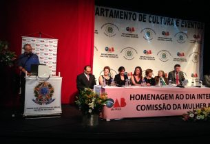 Secretário da Educação participa de cerimônia ao Dia Internacional da Mulher