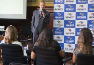 Bônus no valor de R$ 450 milhões será pago para 223,8 mil servidores da Educação