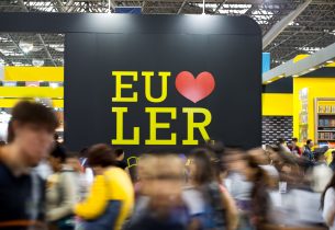 Alunos da rede estadual visitam Bienal Internacional do Livro de SP